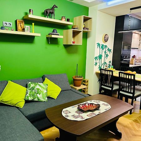 דירות Luxury Oasis In Absolute Center Of סופיה מראה חיצוני תמונה